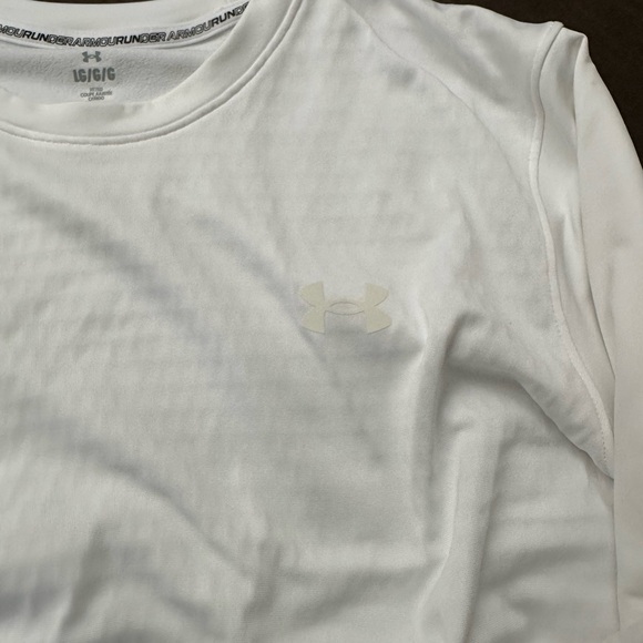 Long sleeve under Armour shirt new with tags - Picture 6 of 6